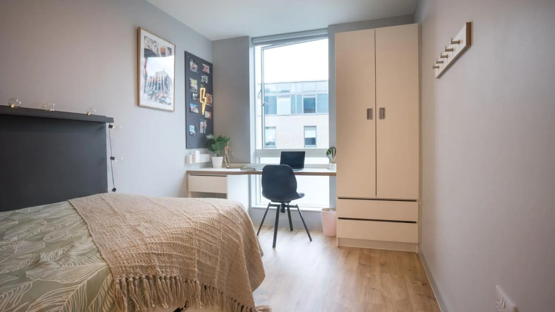 For Students Only The West Wing In Cardiff Apartment 0*,  United Kingdom